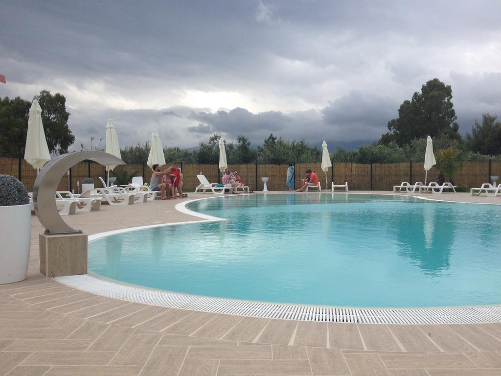 Camping Villaggio Riviera Foce Varano Eksteriør bilde